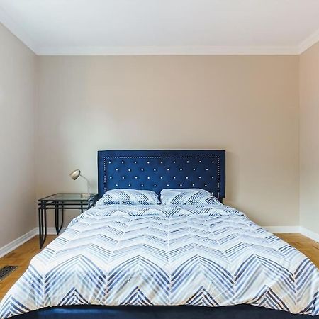 Beautiful Home 4 Bed, 3 Bath, Garage, Backyard! 密西沙加 外观 照片